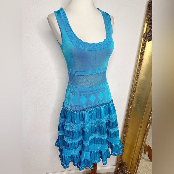 Bebe Cornflower Cottage Peasant Core Fit & Flare Mesh Detail Ruffle Hem Dress - Picture 7 of 7